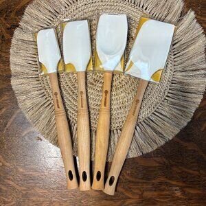 Le Creuset White Silicone Spatula Set of 4
